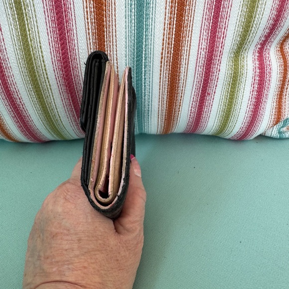 Vintage Chanel Black Quilted Women's Wallet - Picture 4 of 12